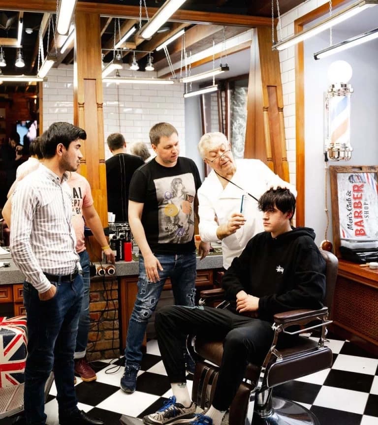 Салон красоты Барбершоп Men`s club & barbershop - 3
