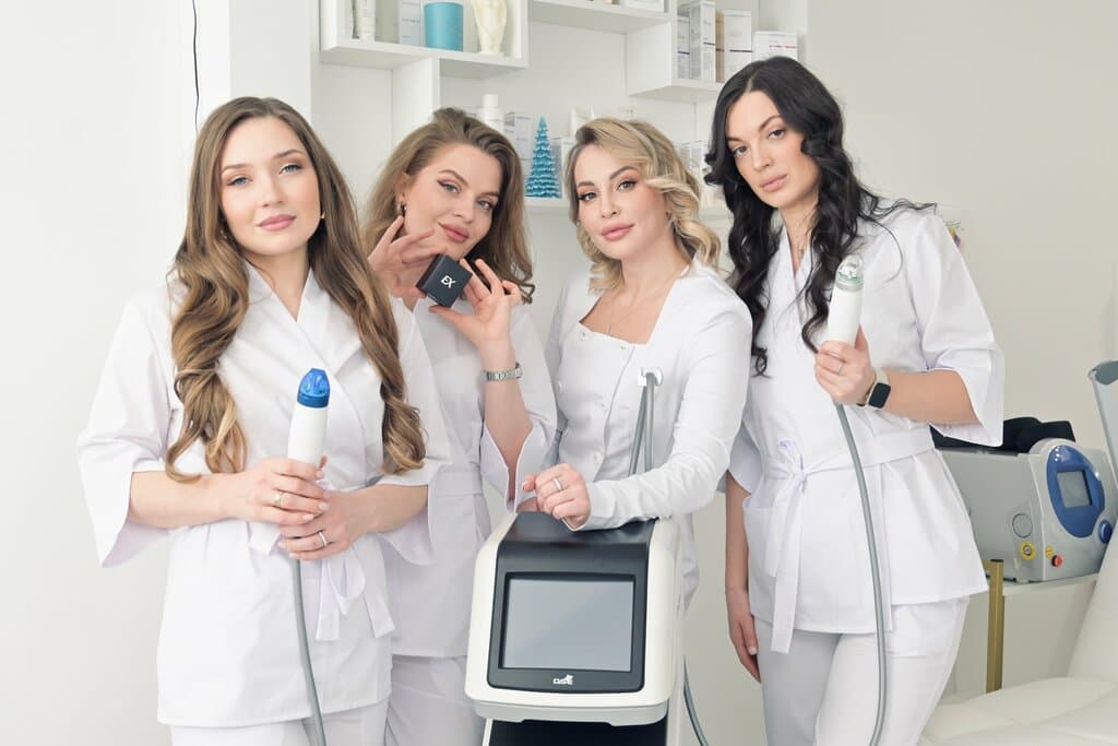Салон красоты KrisClinic клиника косметологии