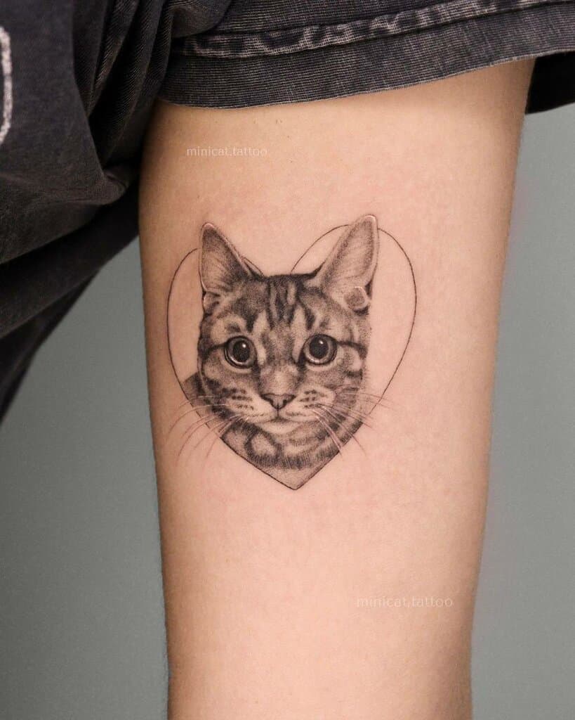 Салон красоты Mini Cat Tattoo