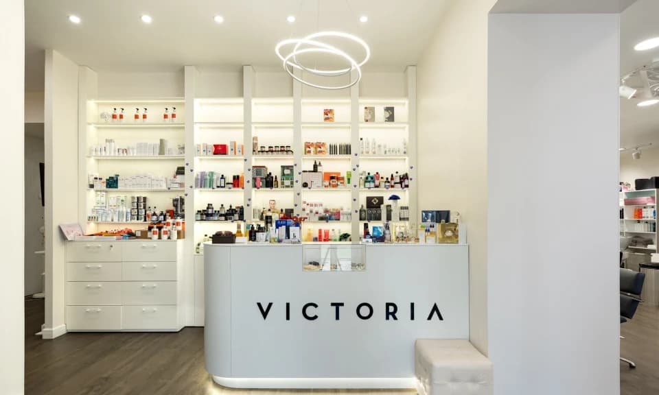 Салон красоты VICTORIA на проспекте Просвещения