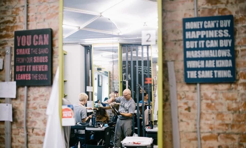 Салон красоты CAPSULAhair на 7-й линии В.О. - 3