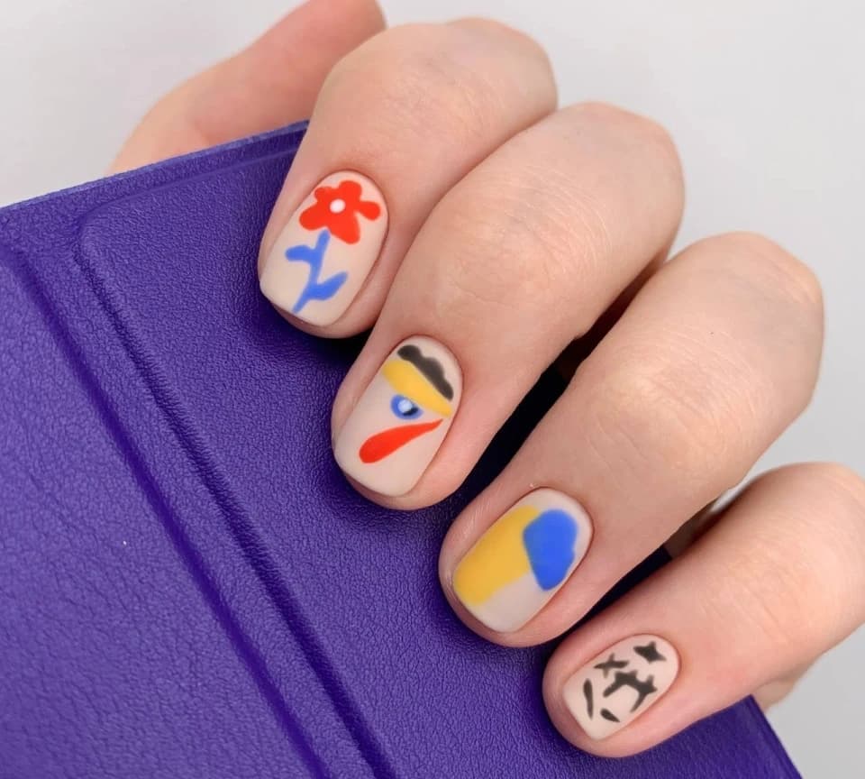 Салон красоты Салон маникюра и педикюра Ликс NAIL на улице Бутлерова